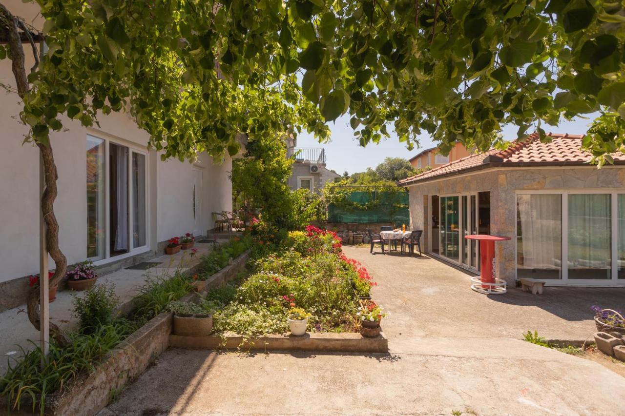 Apartmán Mara Šibenik Exteriér fotografie